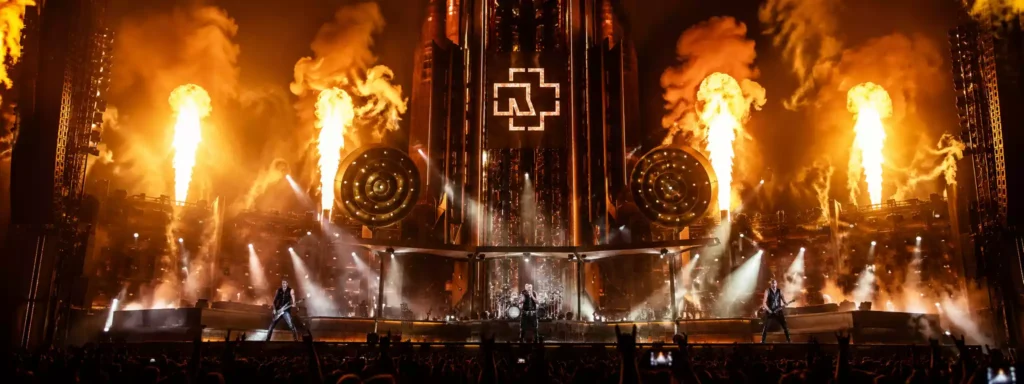  اجرای زنده Rammstein نماد بصری اینداستریال متال