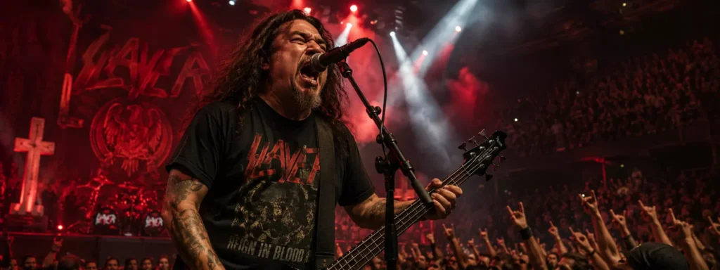 تام آرایا خواننده Slayer در حال اجرای Reign in Blood