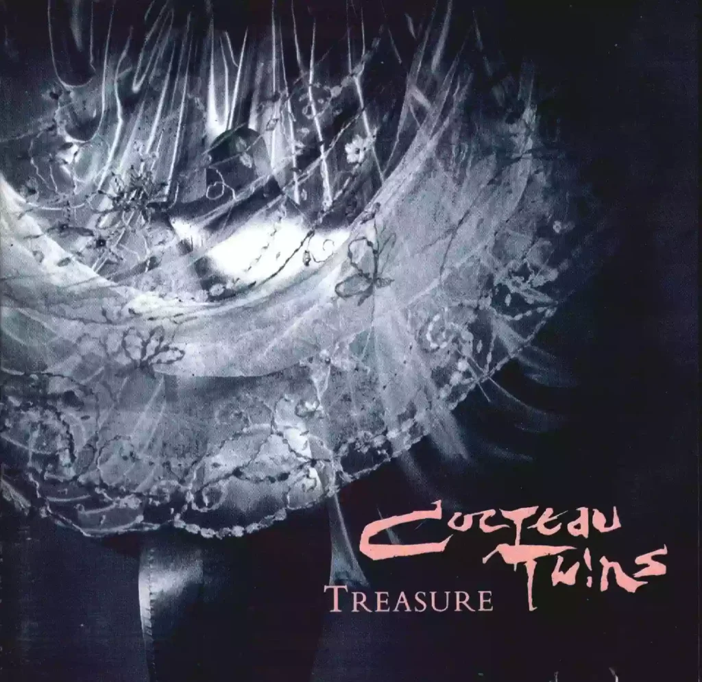 جلد آلبوم Treasure از کوکتو توینز